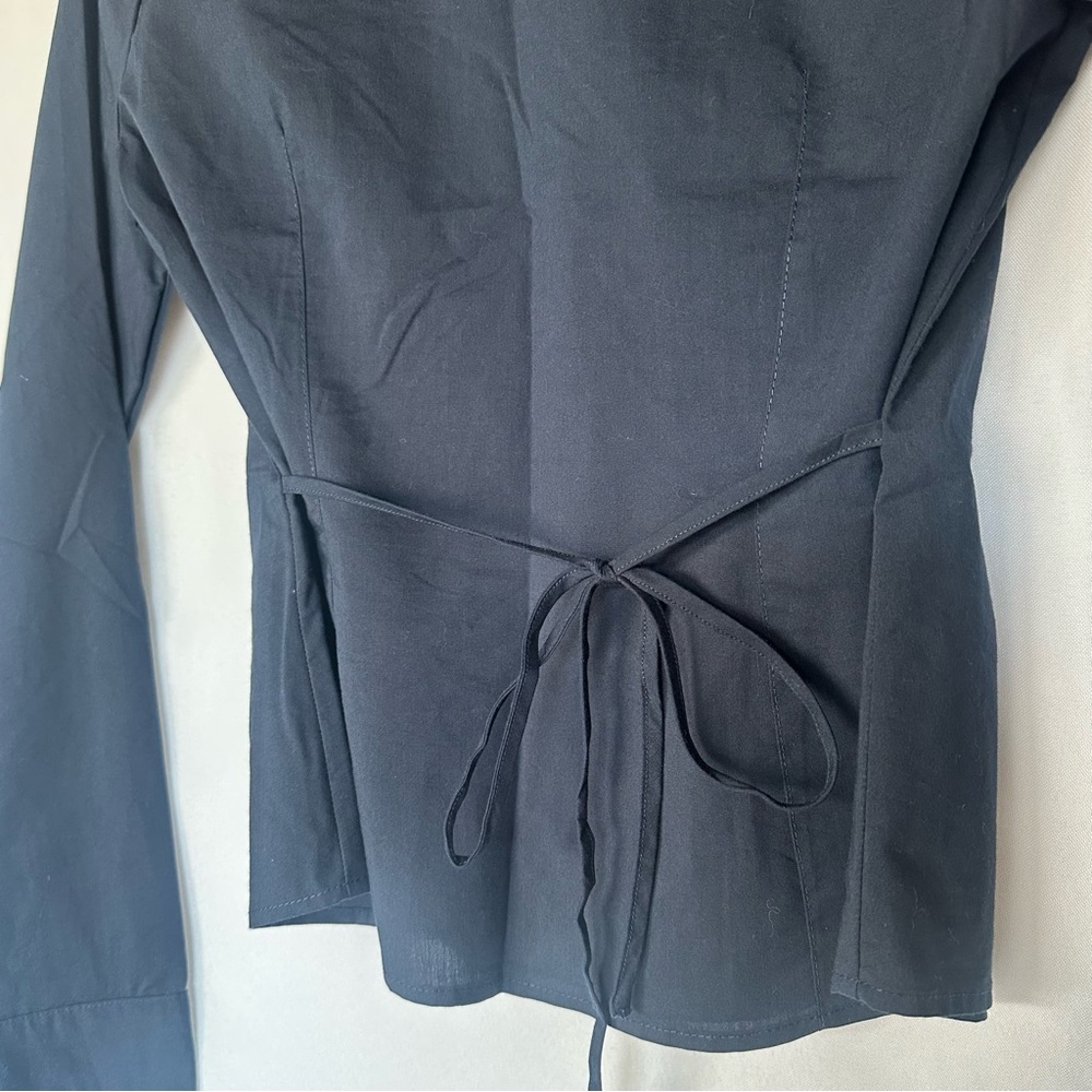 Hollister Women's Dark Blue Button-Down Shirt - Picture 5 of 5